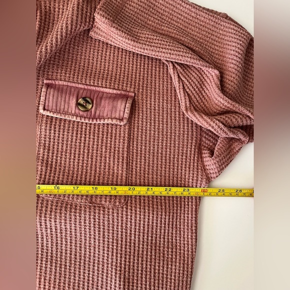 New In | Waffle Knit Hooded Button Down Top - Picture 7 of 8